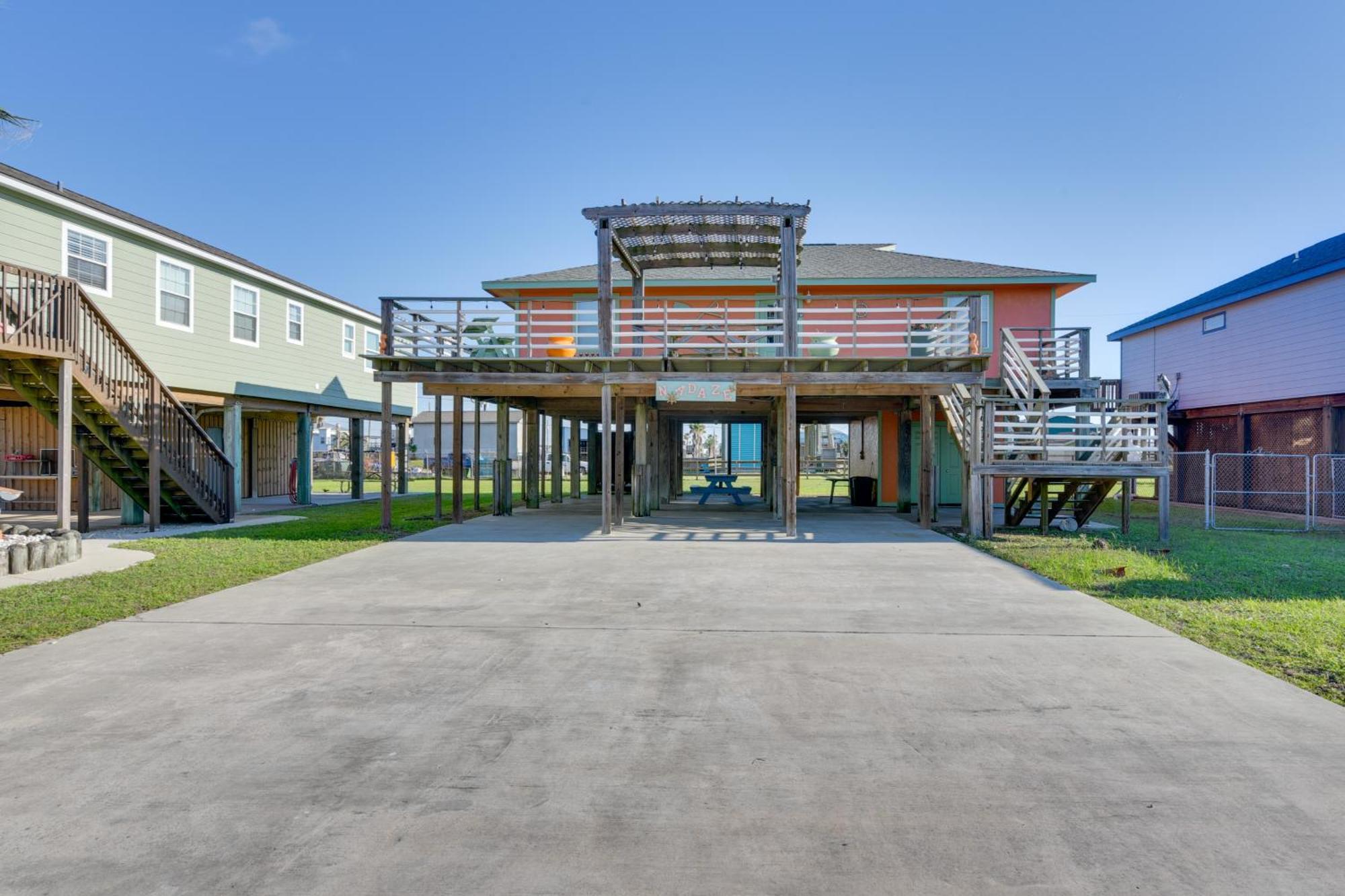 Sunset-View Surfside Beach House Walk To Beach! Экстерьер фото
